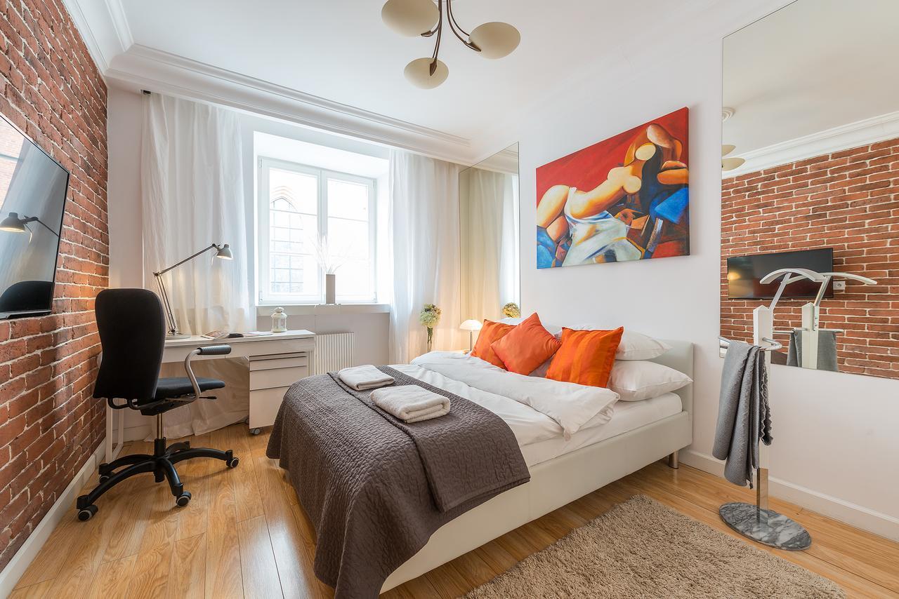 P&O Serviced Apartments Swietojanska Warszawa Eksteriør billede